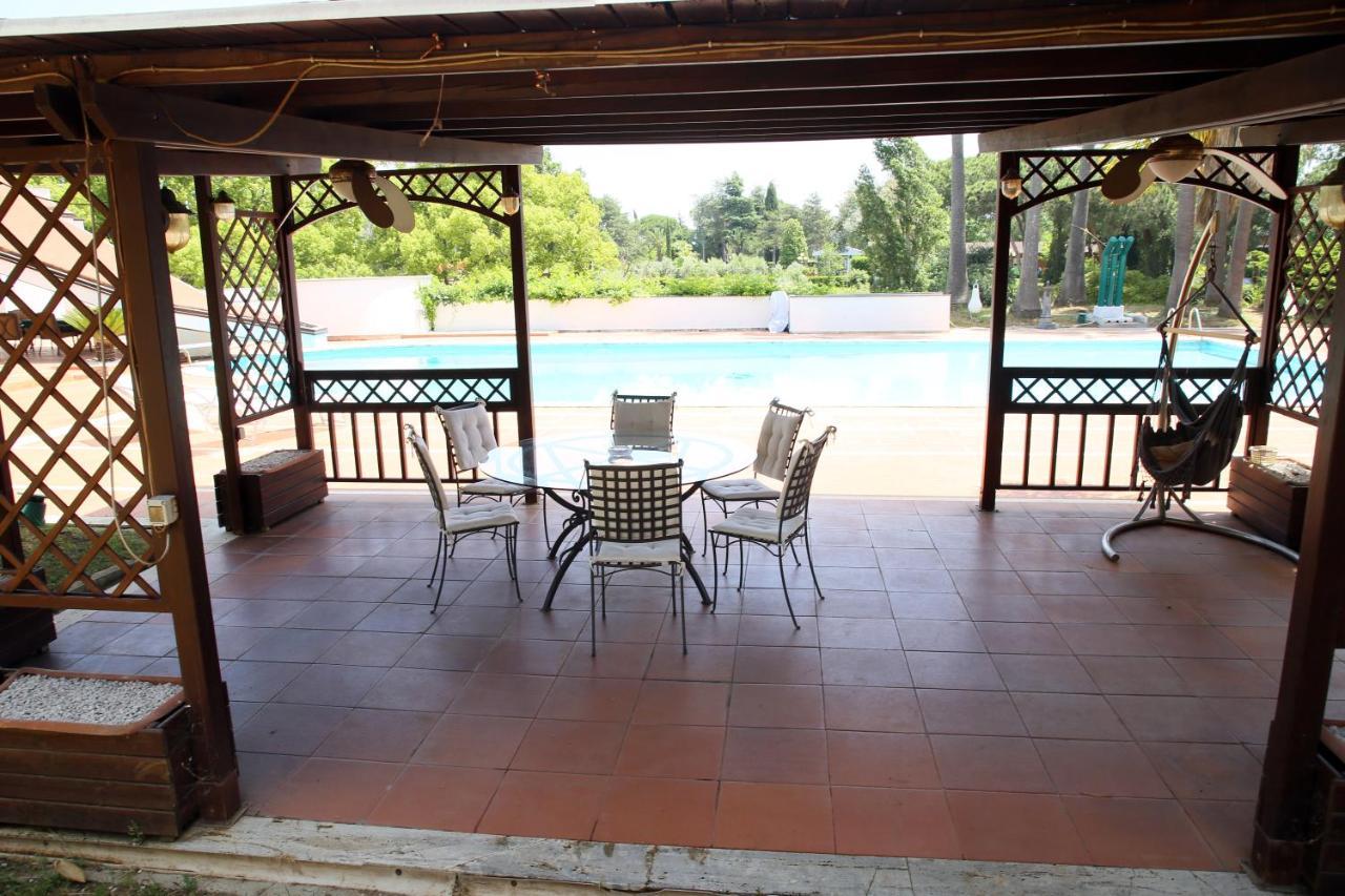 Paradise Suite Latina Buitenkant foto