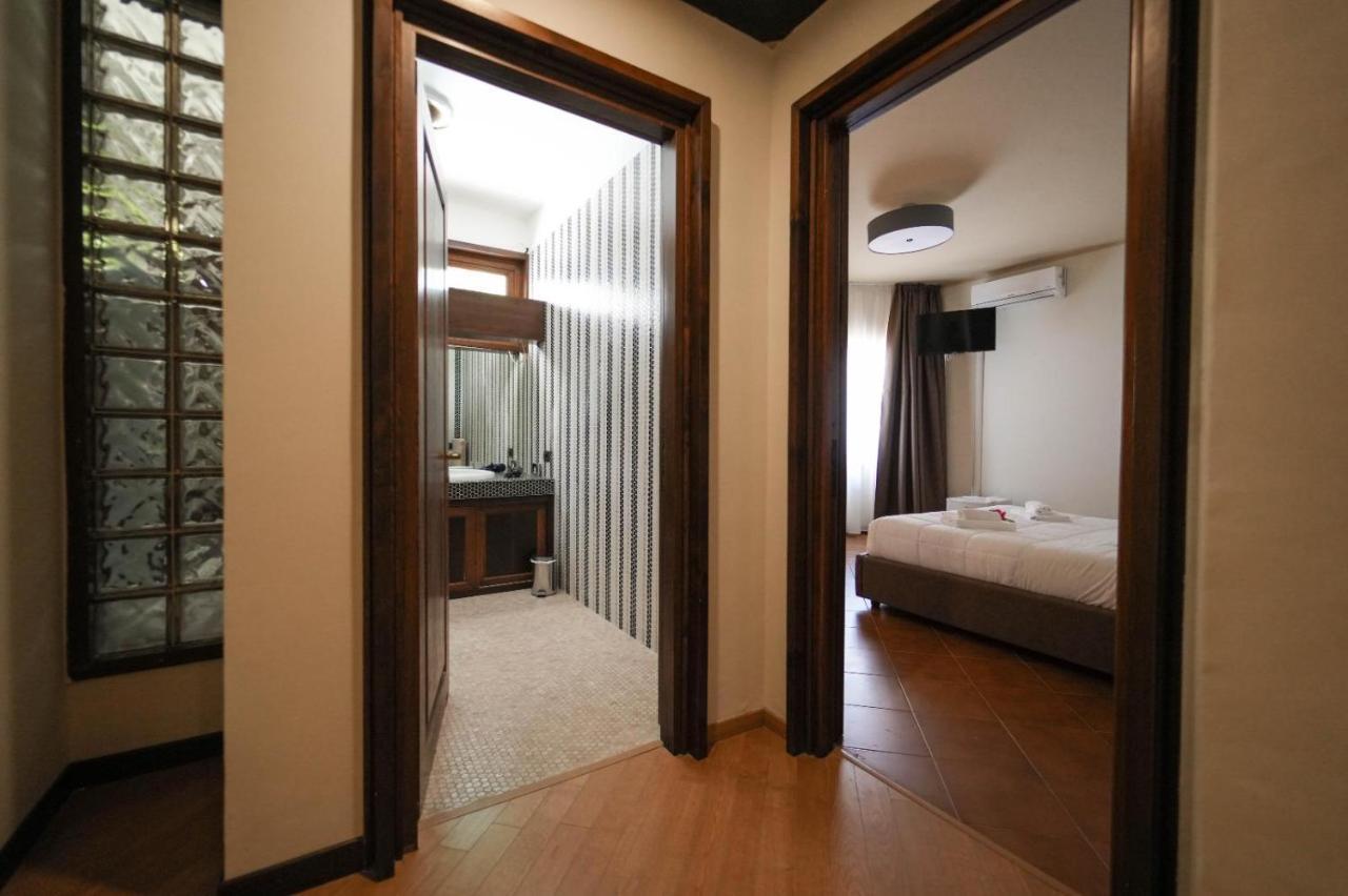 Paradise Suite Latina Buitenkant foto