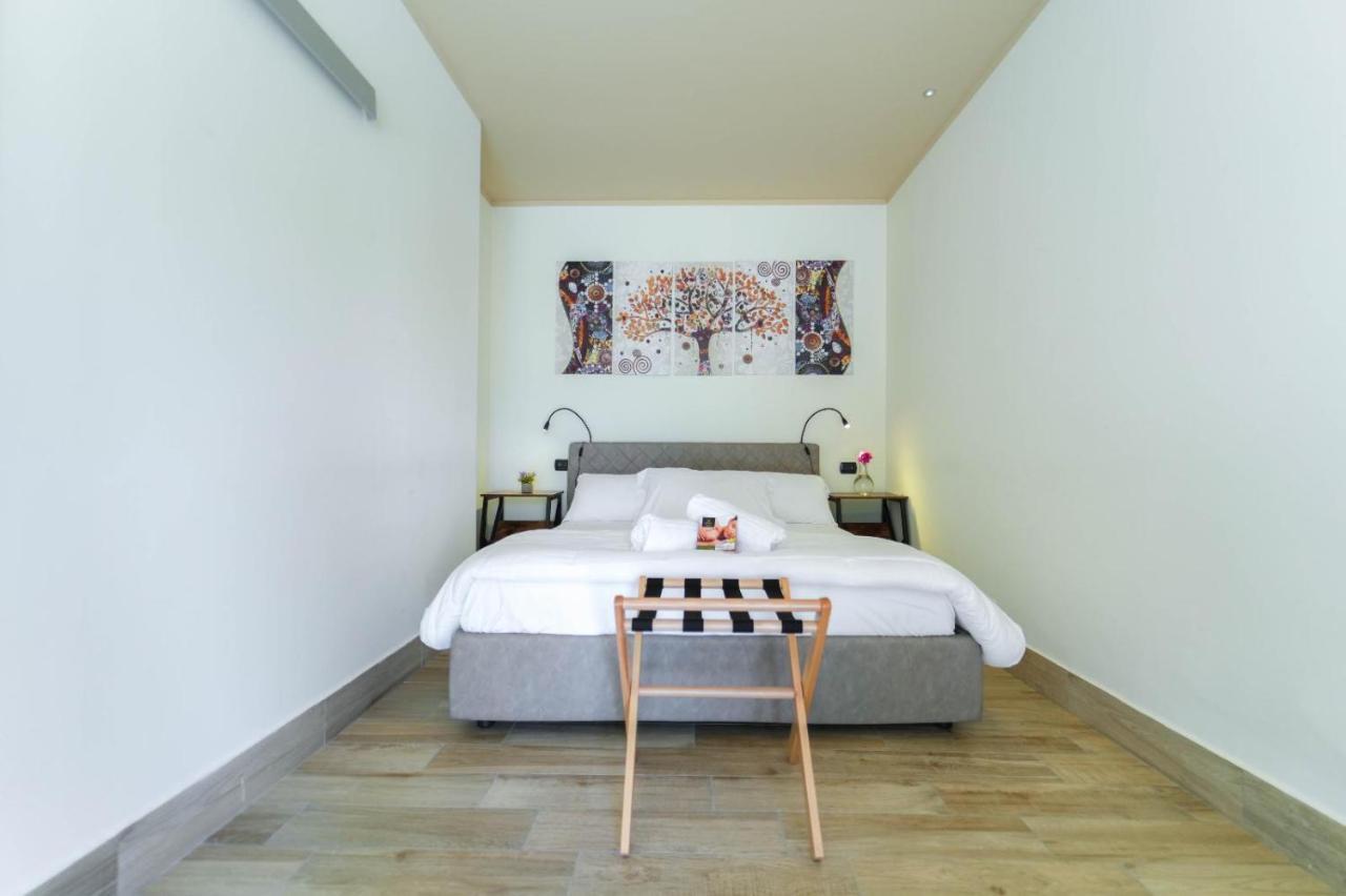 Paradise Suite Latina Buitenkant foto